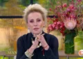 Ana Maria Braga chora no Mais Você ao lamentar morte de amigo