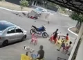 Motociclista bateu de frente com caminhonete em cruzamento — Foto: Reprodução/Jornal TO em Alta