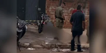 Os jovens foram mortos a tiros — Foto: Reprodução/TV Anhnaguera