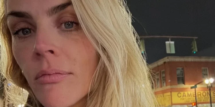 @busyphilipps; Instagram/ Reprodução