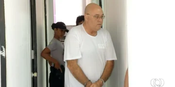 Médico Álvaro Ferreira presta depoimento em Palmas — Foto: TV Anhanguera/Reprodução