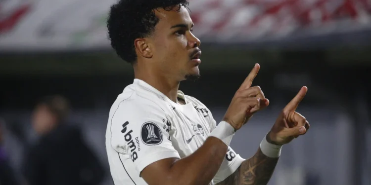 Marcos Brindicci/Getty Images